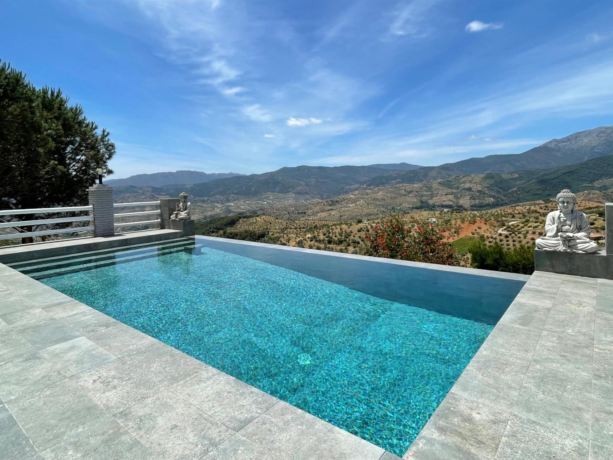Casa Eden - Mountain View, Infinity Pool Hotel Alozaina Bagian luar foto